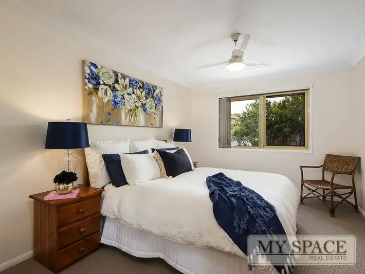 Fifth view of Homely townhouse listing, 4/90 Oakleaf St, Eight Mile Plains QLD 4113