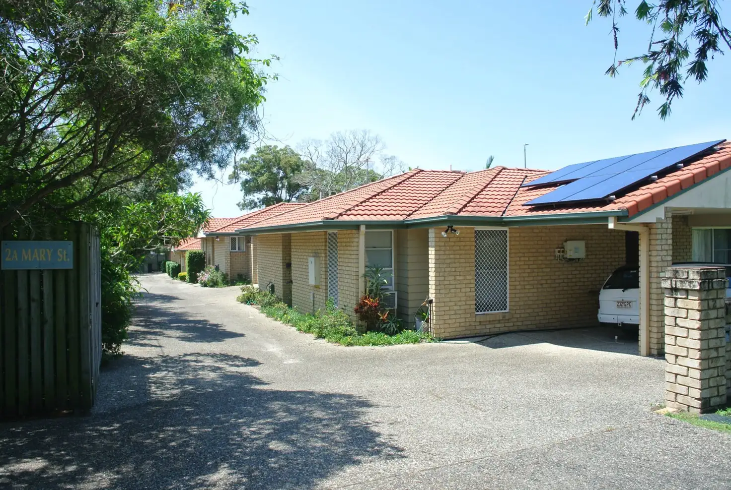 Main view of Homely unit listing, 2/2 Mary Street, Redcliffe QLD 4020