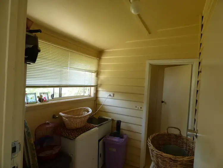 Seventh view of Homely house listing, 10 PRUDEN STREET, Moe VIC 3825
