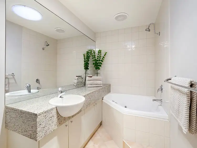 Fifth view of Homely apartment listing, 5/33 Princes Street, Port Melbourne VIC 3207