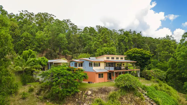283 Hunchy Rd, Hunchy QLD 4555