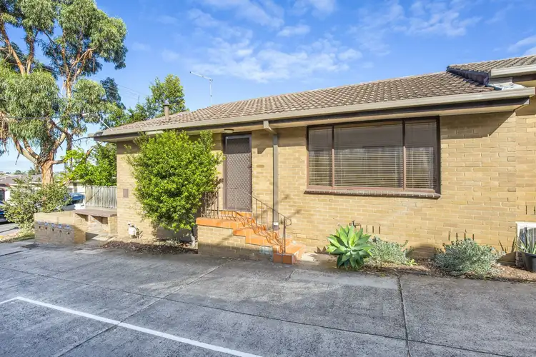 1/6 Irvine Crescent, Brunswick West VIC 3055