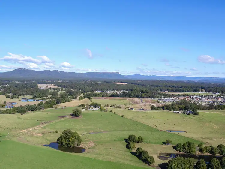 L220 Brenchley Circuit, Wauchope NSW 2446