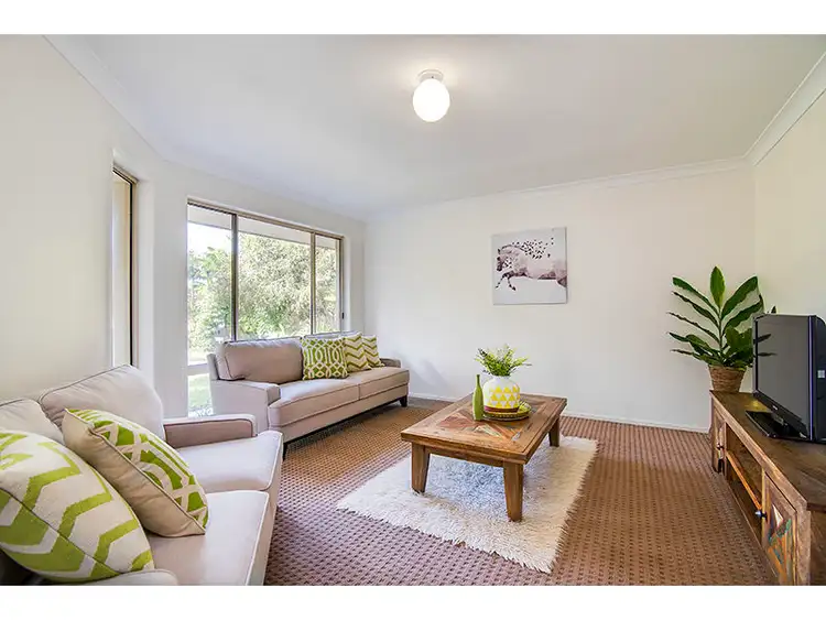 81 Rajah Road, Ocean Shores NSW 2483