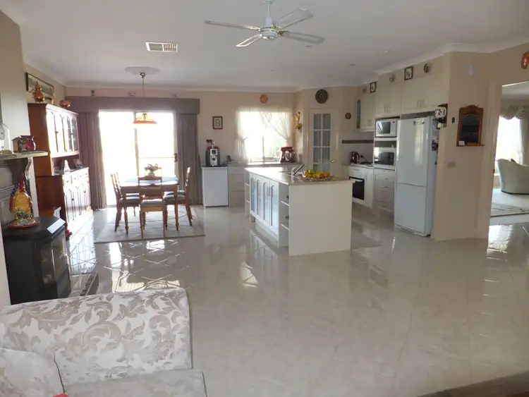 41 School Road, Sarsfield VIC 3875