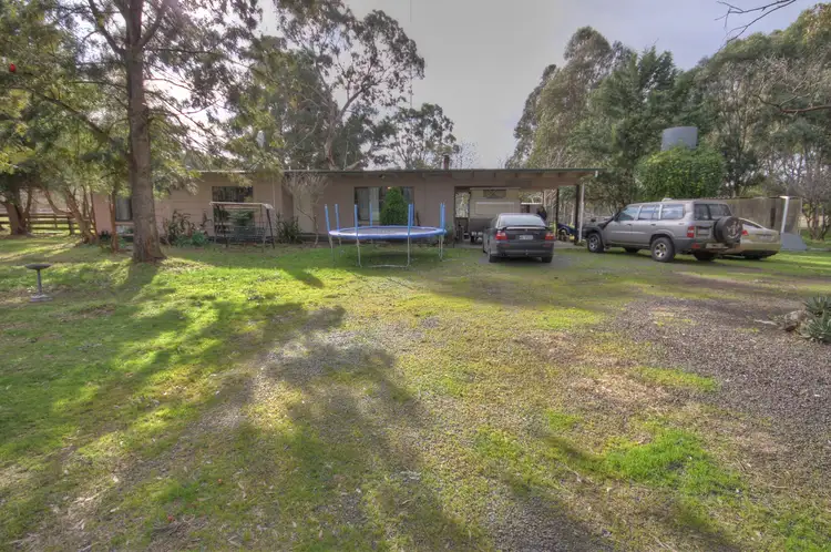 400 Fernbank-glenaladale Rd, Fernbank VIC 3864