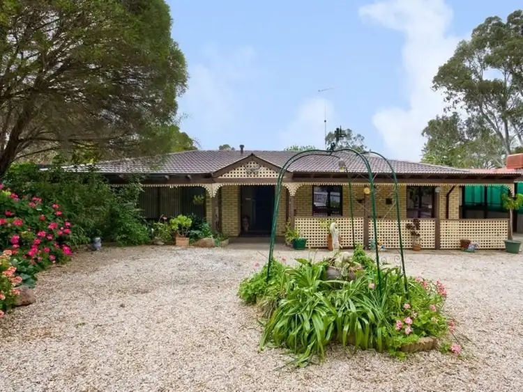 2 Pumphrey Court, Redwood Park SA 5097