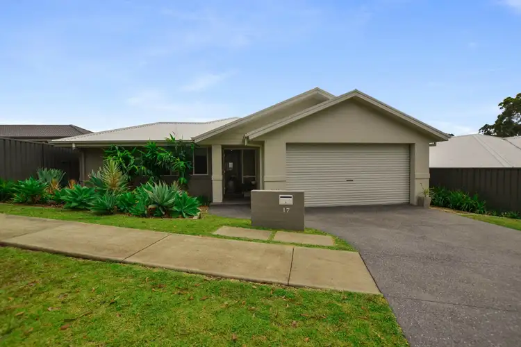 17 Pearl Pl, Sandy Beach NSW 2456