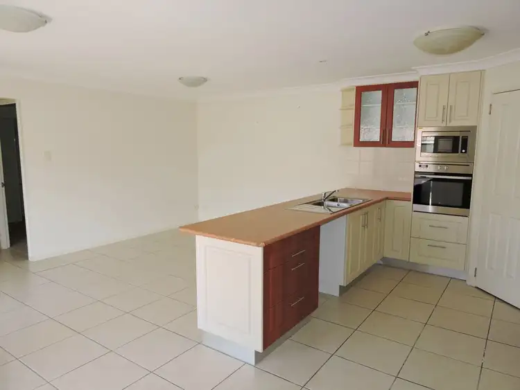 Fifth view of Homely unit listing, 10 Baguley Street, Warwick QLD 4370