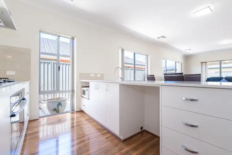 Sixth view of Homely house listing, 21 Holbeck Way, Baldivis WA 6171