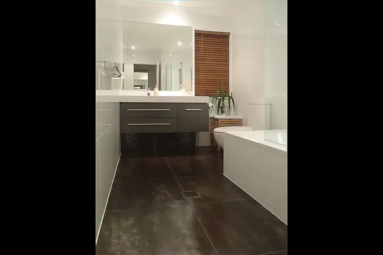 Fifth view of Homely unit listing, 14/32 Second Avenue, Broadbeach QLD 4218