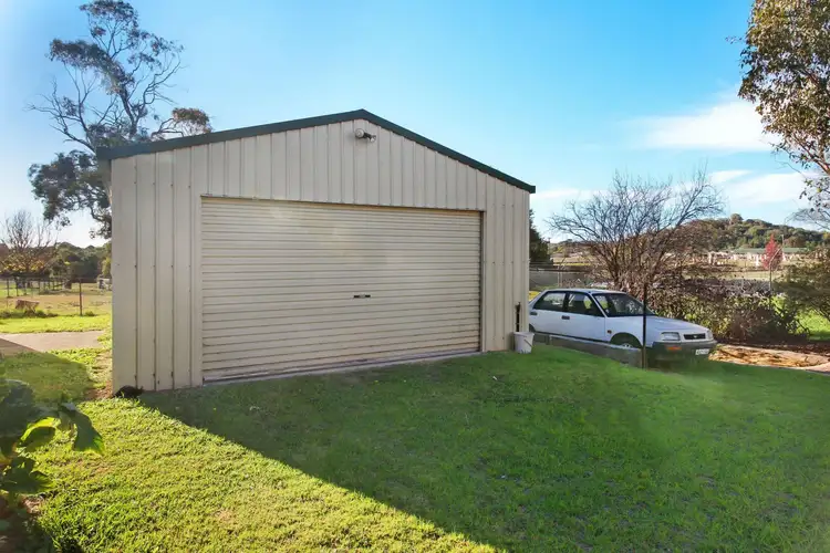 Sixth view of Homely house listing, 5 Phillips Avenue, Uralla NSW 2358