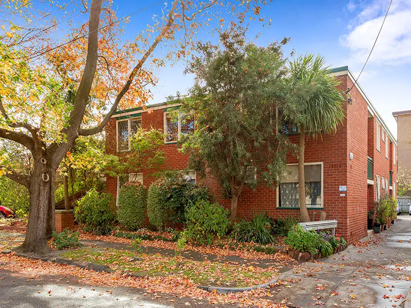 Main view of Homely apartment listing, 3/10 Dean Avenue, St Kilda East VIC 3183