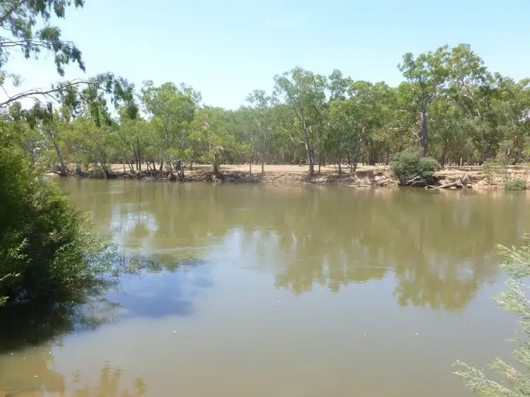 82 River Street, Corowa NSW 2646