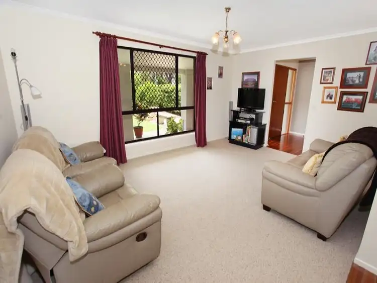 17 Spring Myrtle Avenue, Nambour QLD 4560