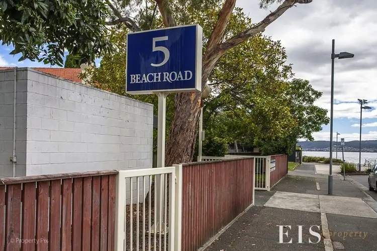 5 Beach Rd