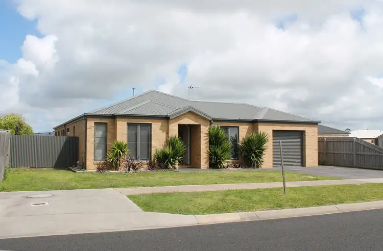 49 Madeira Close, Portland VIC 3305