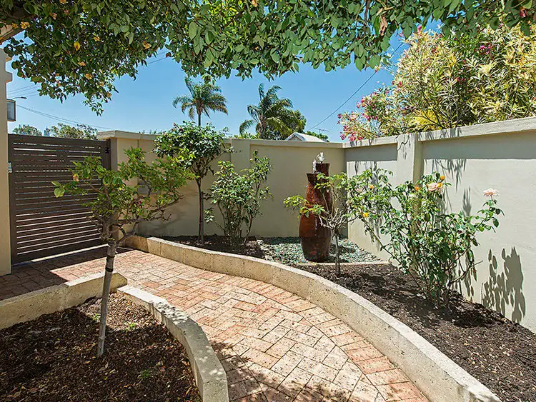 25 Douglas Avenue, South Perth WA 6151