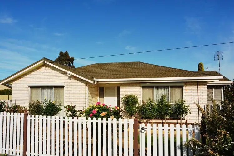 13 Alfred Street, Stawell VIC 3380
