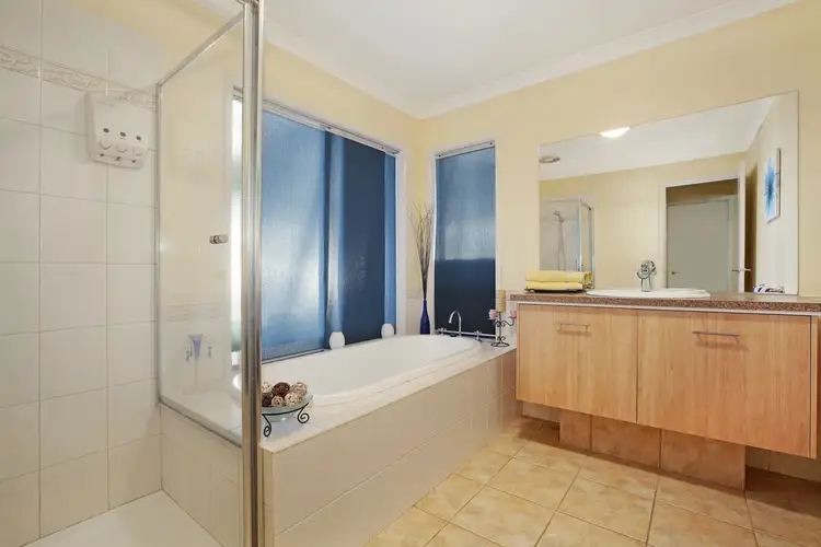 Sixth view of Homely house listing, 2 Willowmavin Court, Kilmore VIC 3764