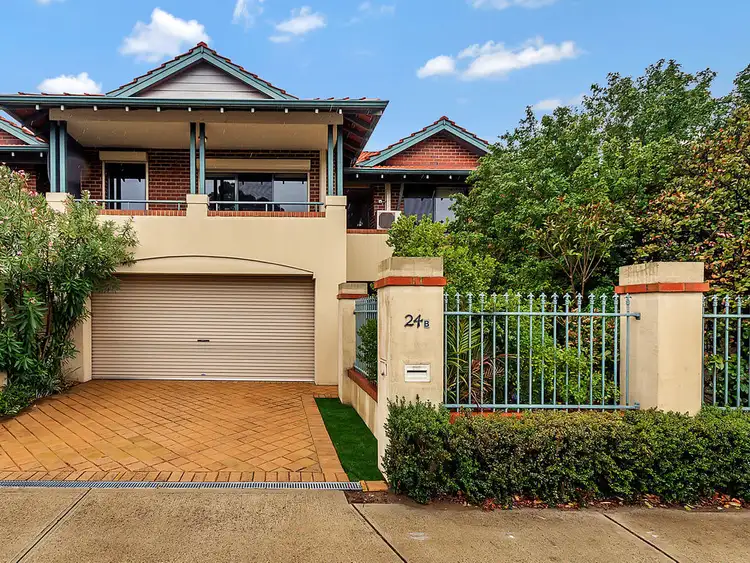 24 B HENLEY Street, Como WA 6152
