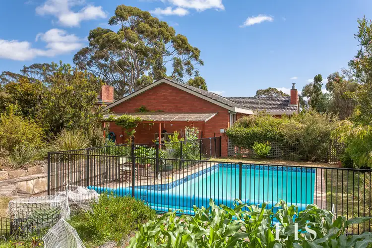 6 Avondale Gr, Mount Nelson TAS 7007