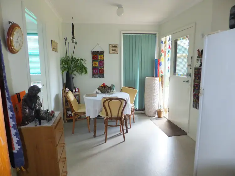 Fifth view of Homely house listing, 25 Cameron Crescent, Bairnsdale VIC 3875