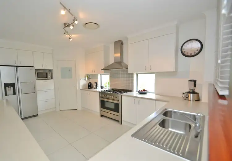 Sixth view of Homely house listing, 7 Callistemon Court, Southside QLD 4570
