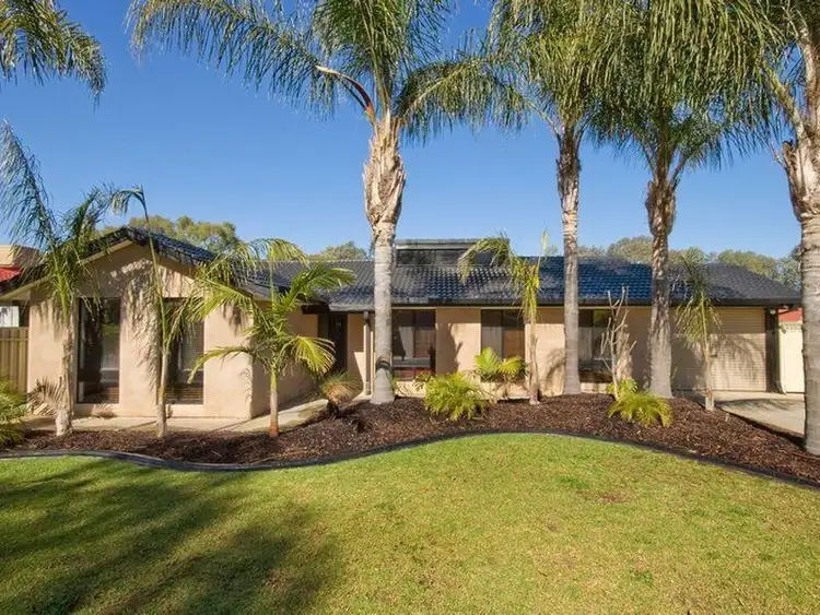 8 Lennox Drive, Paralowie SA 5108