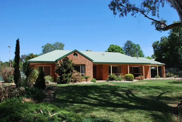 7 Grant Court, Cobram VIC 3644