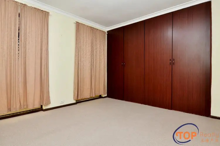 Seventh view of Homely house listing, 28 Burren Gate, Willetton WA 6155