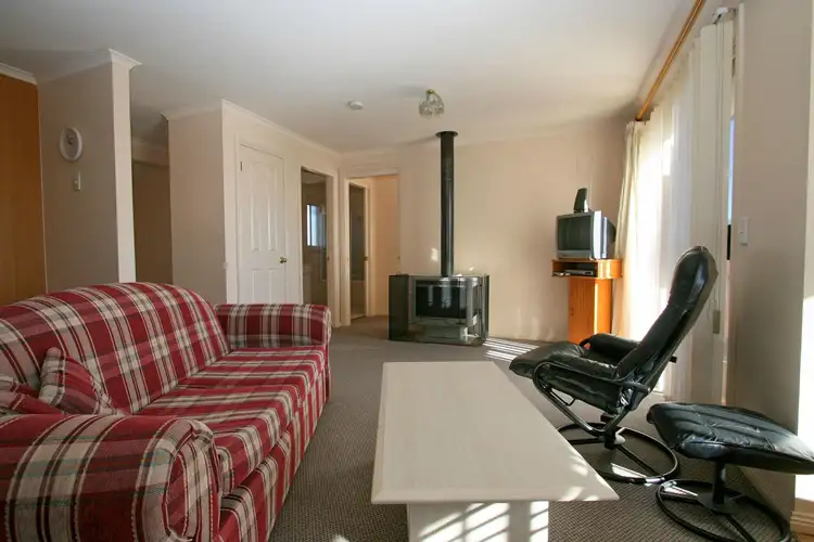 Second view of Homely unit listing, 8/10 Beloka Close, Jindabyne NSW 2627