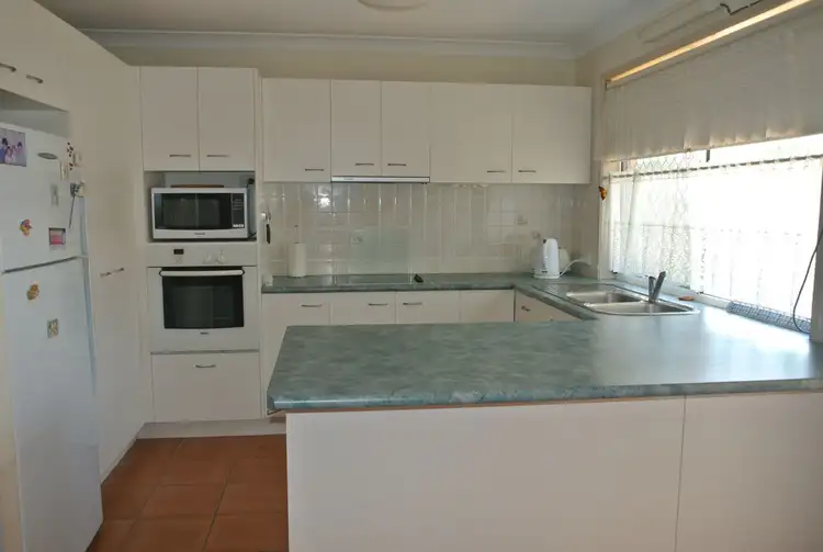 Sixth view of Homely unit listing, 2/2 Mary Street, Redcliffe QLD 4020