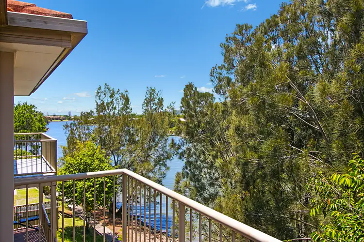 24/21 Regensberg Cl, Varsity Lakes QLD 4227