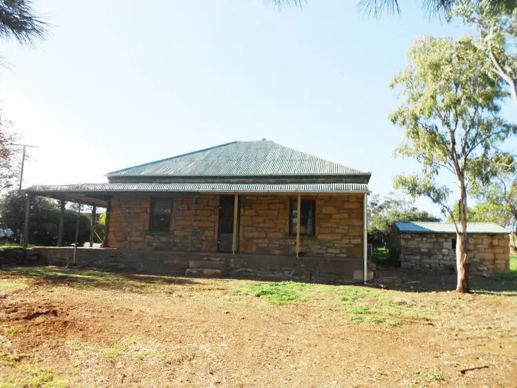 6952 RM Williams Way, Jamestown SA 5491