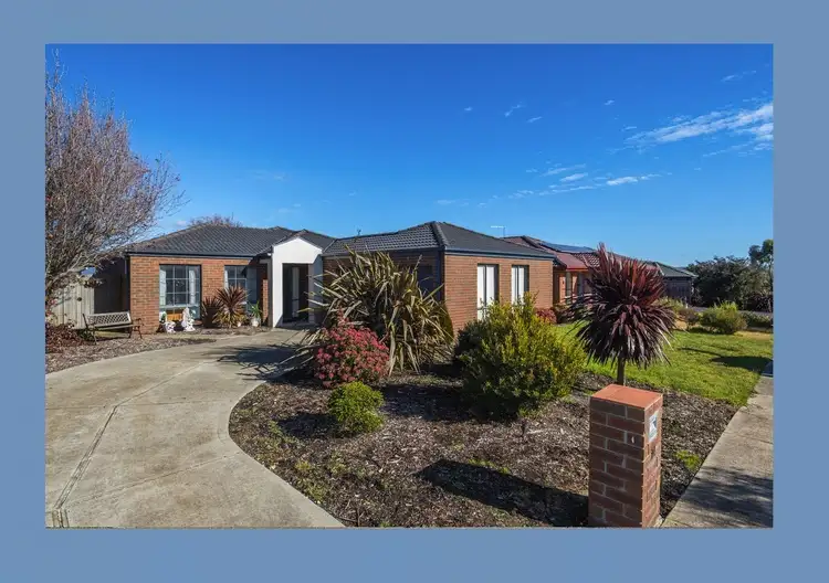 14 Black Avenue, Gisborne VIC 3437