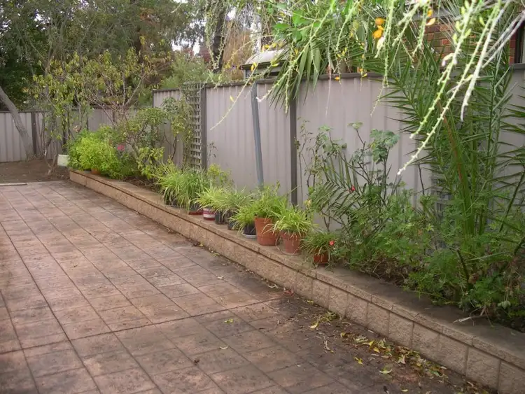 Fifth view of Homely unit listing, Unit 1/42 Crusoe Road, Kangaroo Flat VIC 3555