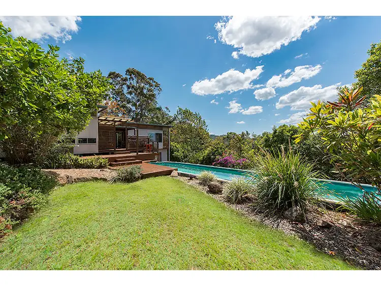 33 Warrambool Road, Ocean Shores NSW 2483