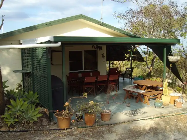 236 FLAGSTAFF BAY, Bowen QLD 4805
