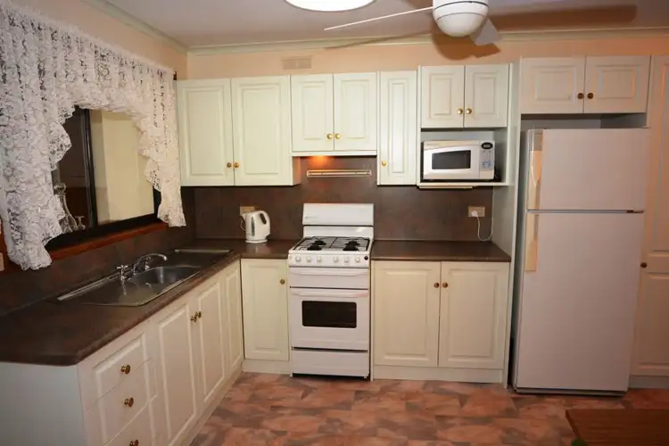 Sixth view of Homely house listing, 16 Allen Crescent, Stawell VIC 3380