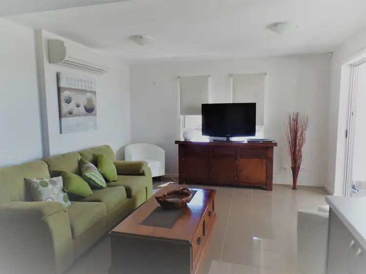 44 - 48 Metro Parade