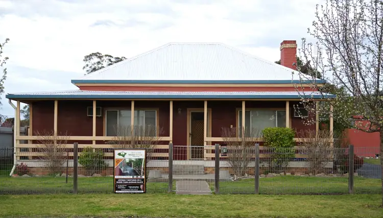 51 Wood Street, Tenterfield NSW 2372
