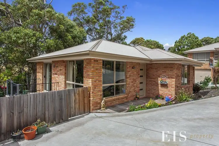 2/44 Branscombe Rd, Claremont TAS 7011