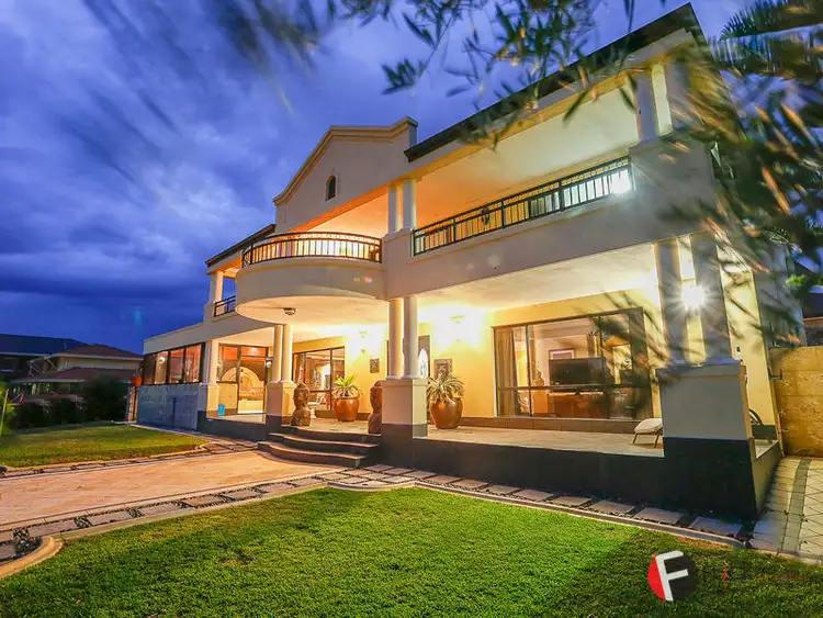 2 Lindholm Retreat, Mindarie WA 6030