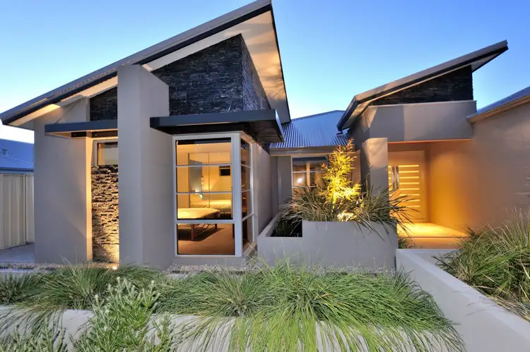 23 Victor Drive, Madora Bay WA 6210