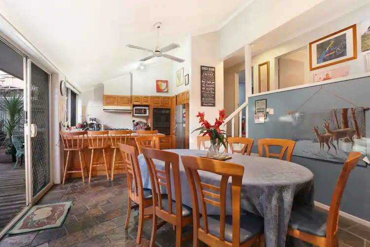 Fourth view of Homely house listing, 6 Armiston Court, Endeavour Hills VIC 3802