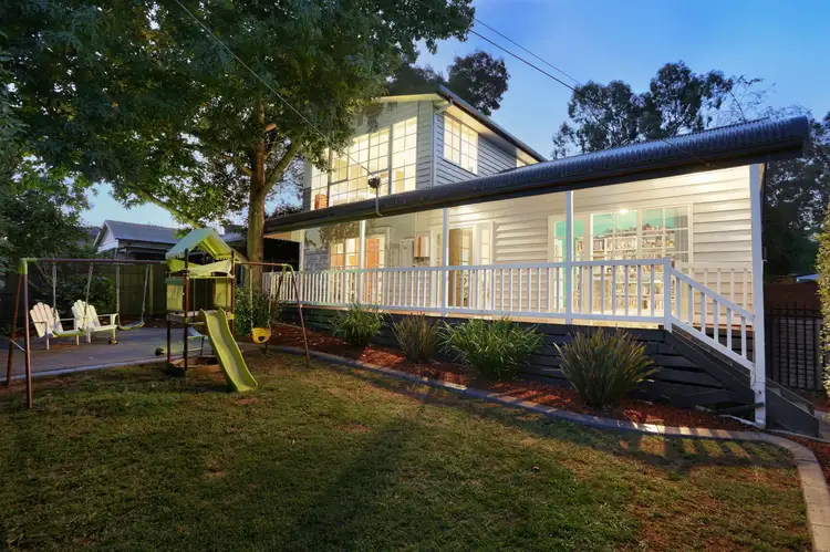 1/100 Mount View Parade, Croydon VIC 3136