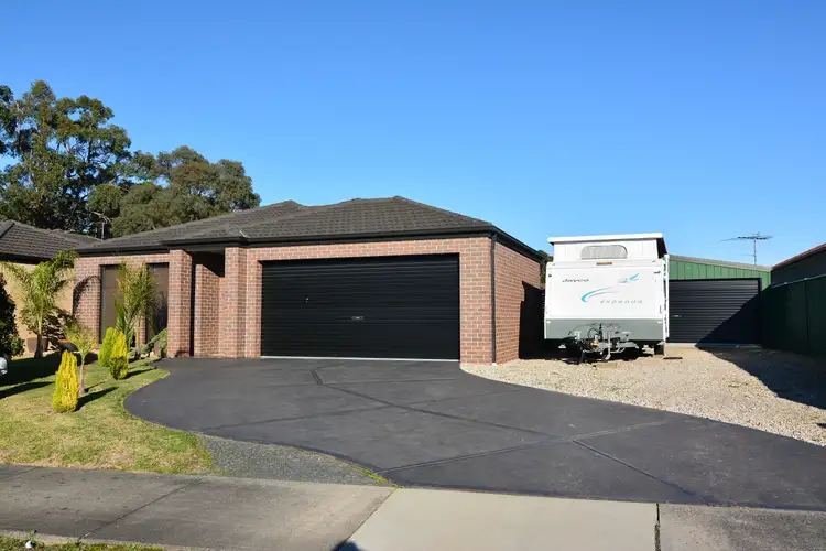 7 Crombe Ct, Newborough VIC 3825