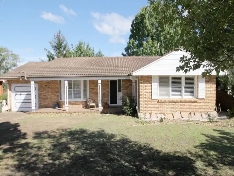 65 Ellison Road