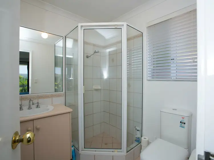 Seventh view of Homely house listing, 4 Bosberry Close, Eaton WA 6232